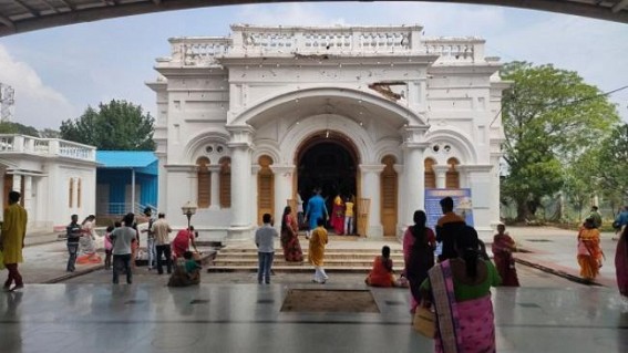 Tripura celebrates Maha-Navami with community feasts, Devotees’ rushes across Puja pandals, temples witnessed Tripura celebrates Maha-Navami with community feasts, Devotees’ rushes across Puja pandals, temples witnessed